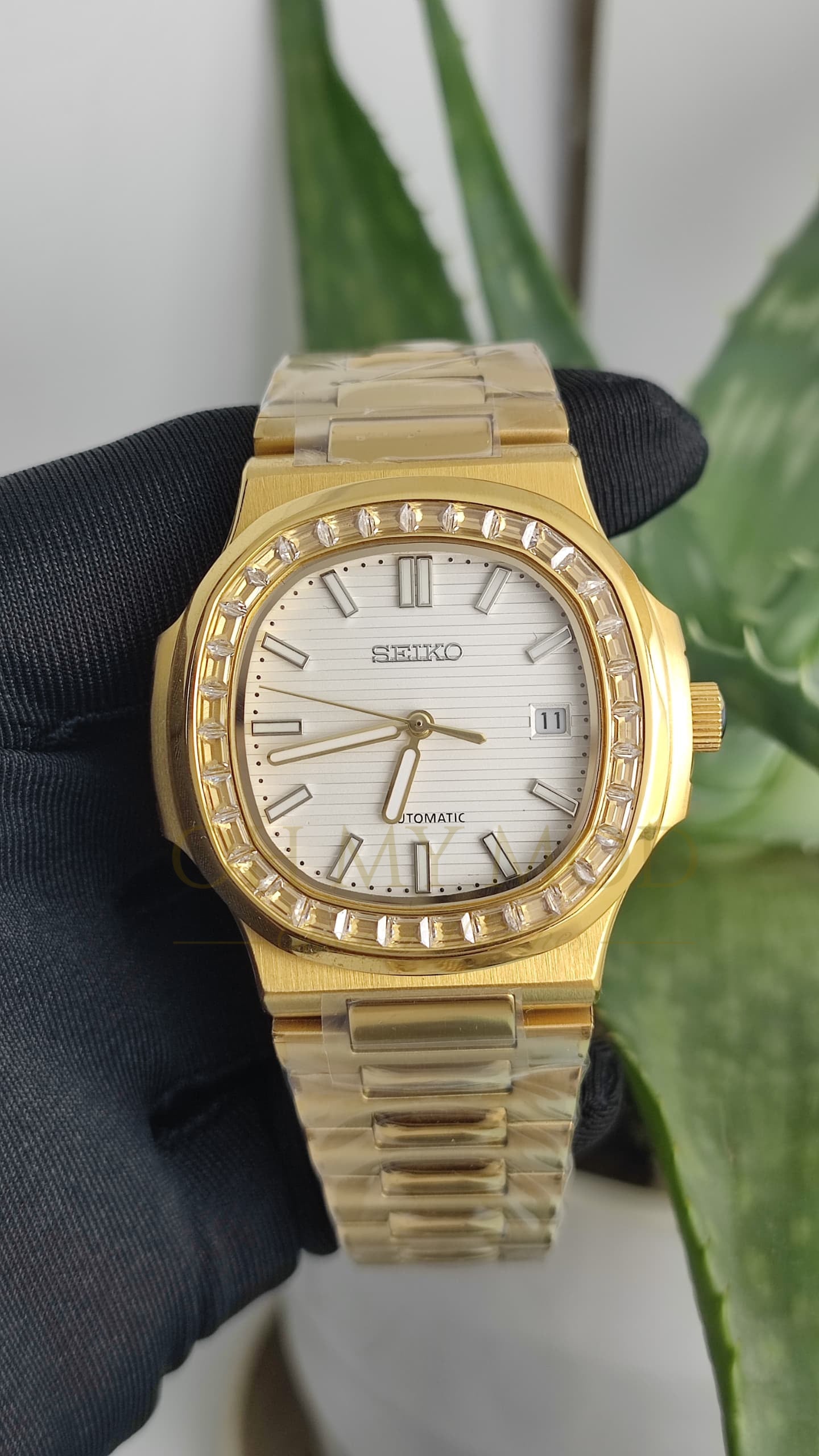 Seiko Mod Nautilus "Gold Diamonds"
