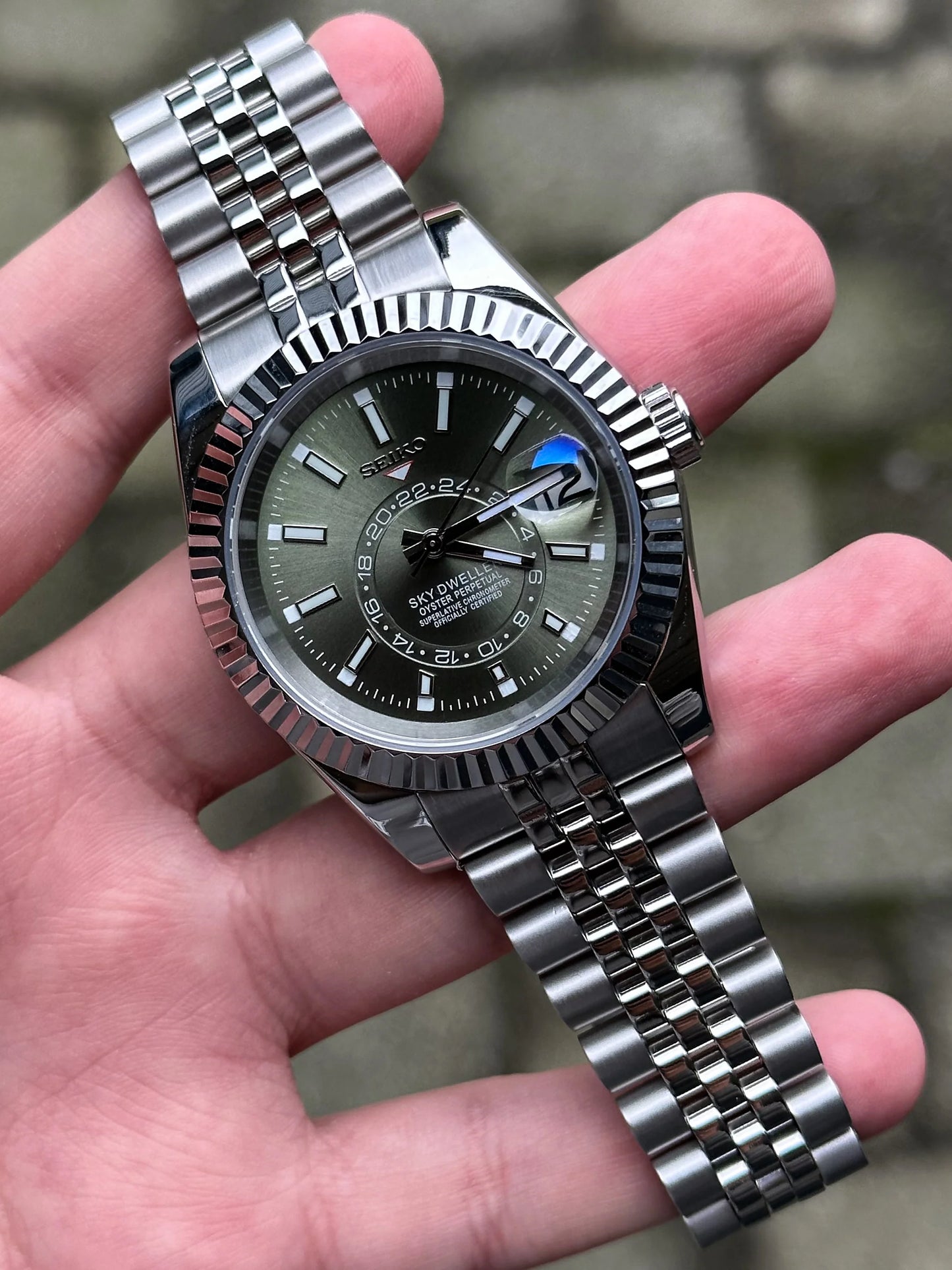 Seiko Mod Sky Dweller „Grün“