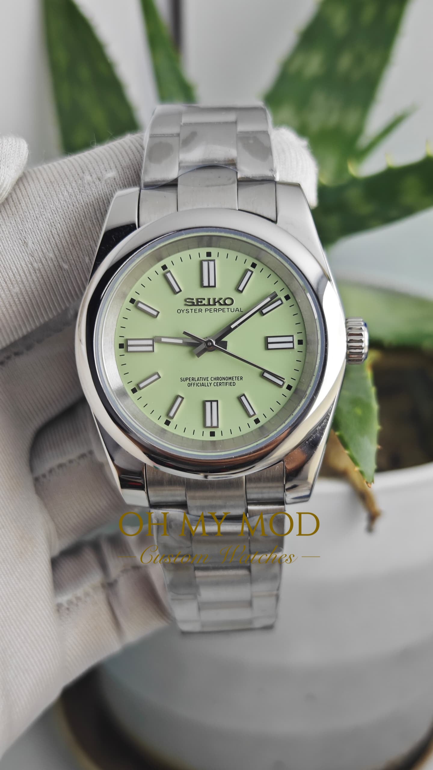 Seiko Mod Oyster Perpetual "Pistachio"