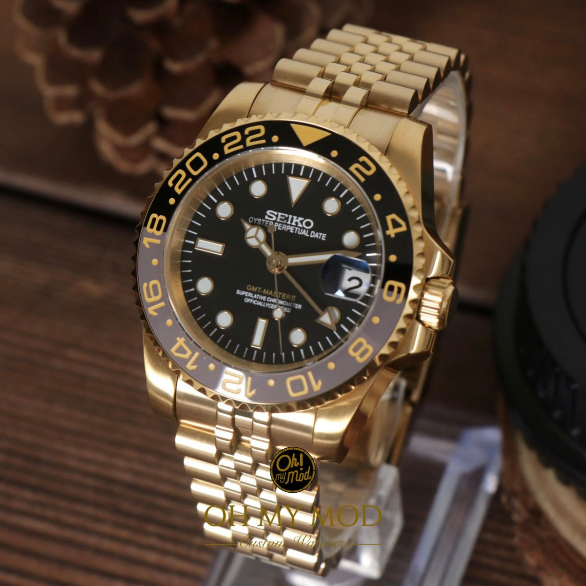 Seiko Mod GMT Master II Gold “Bruce Wayne"