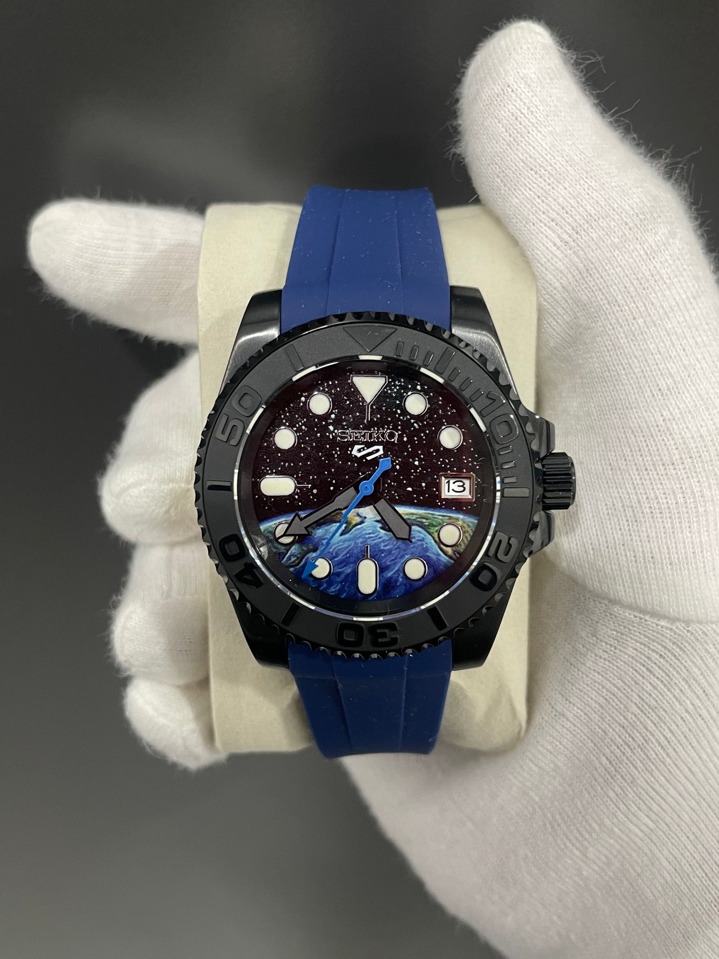 Seiko Mod Cosmos "Tierra" Edición limitada