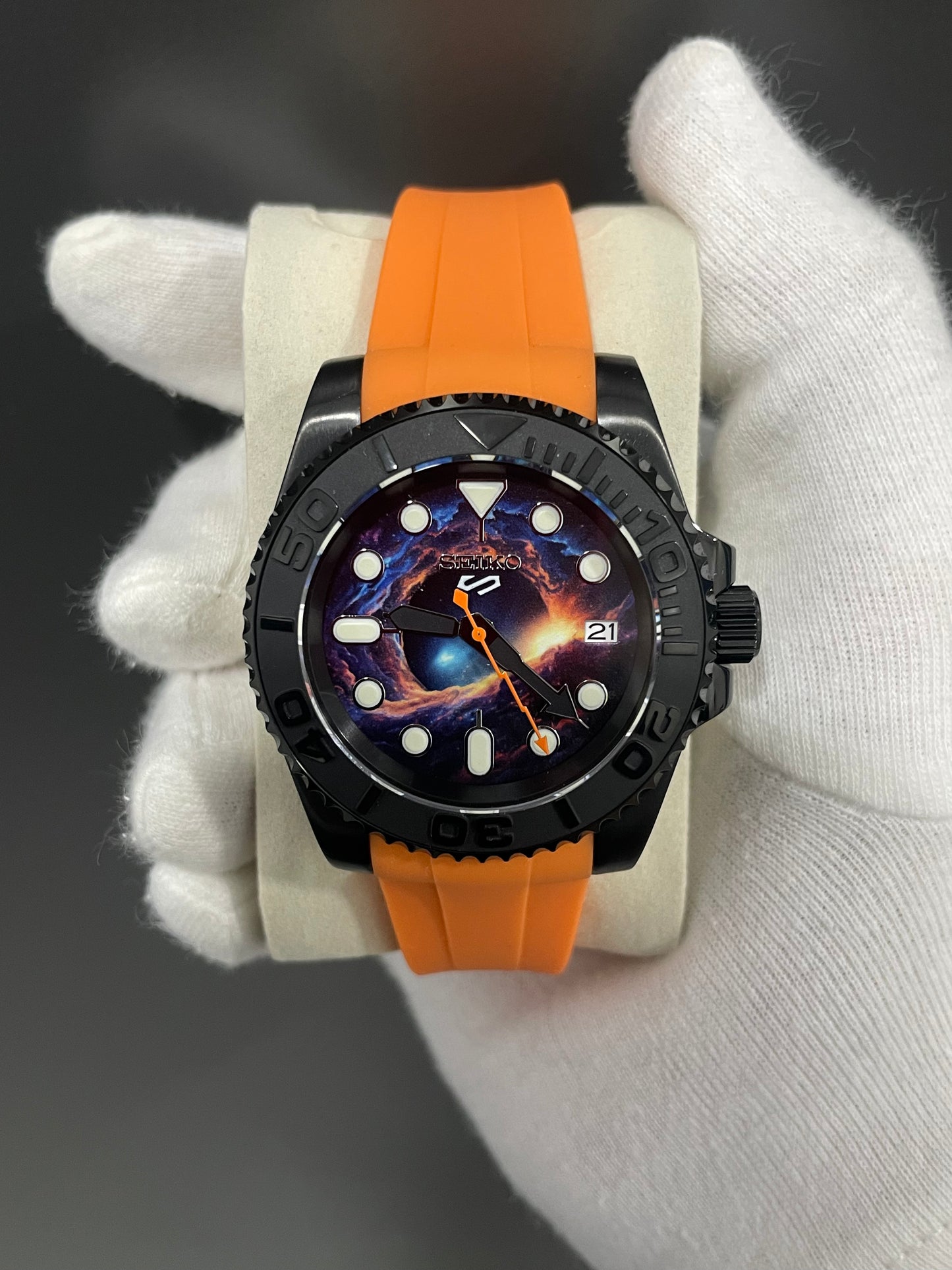 Seiko Mod Cosmos "Nebula" Edición limitada