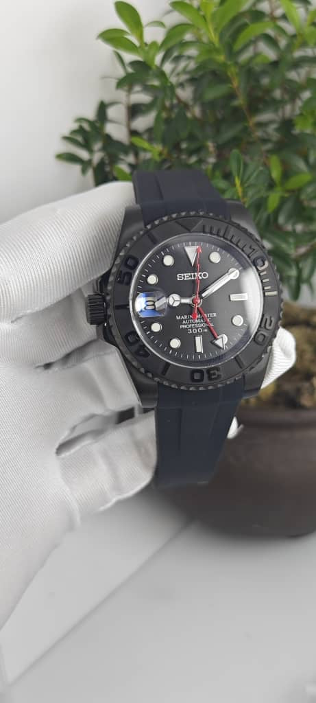 Seiko Mod Marinemaster GMT “Triple Black Red Thunder” Lefty