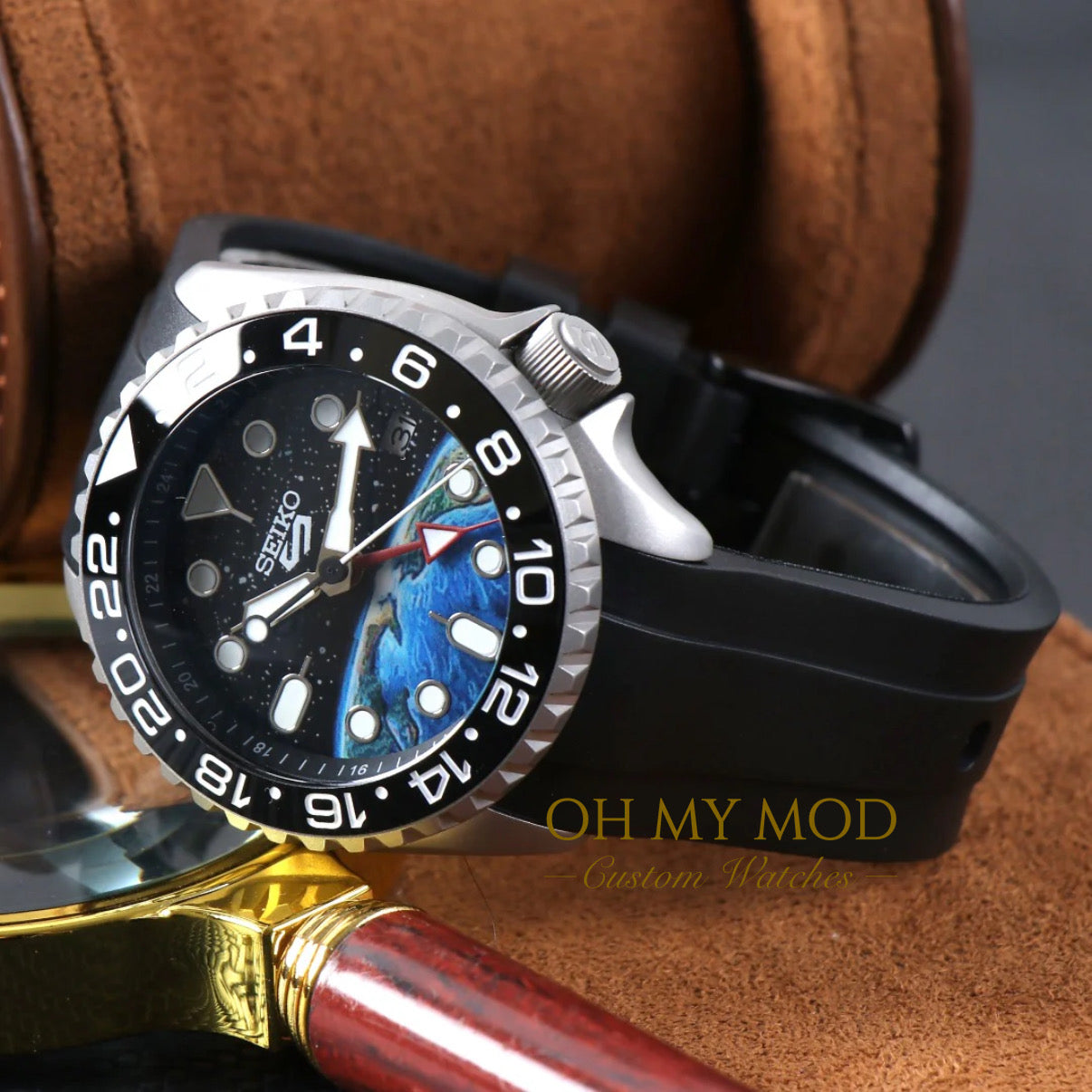 SKX007 “Earth GMT”