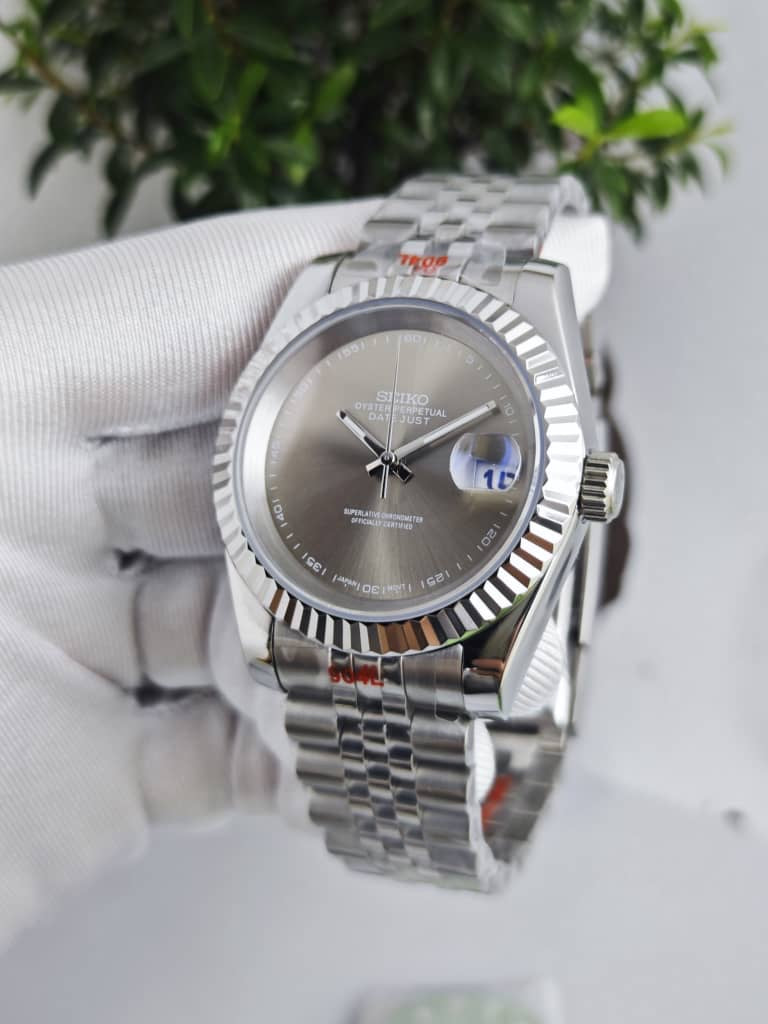 Seiko Mod Datejust "Smooth Silver Dial"