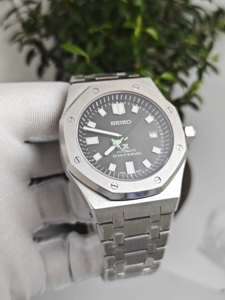 Seiko Mod Royal Oak “Prospex Shark Seconds” (Full Custom Watch)