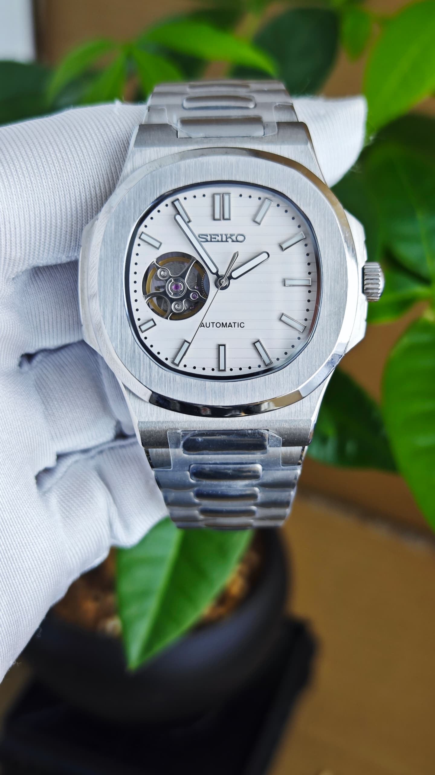 Seiko Mod Nautilus "White Openheart"