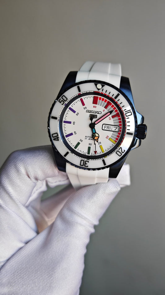 Seiko Mod 5 Sport “White Rainbow” (Full Custom Watch)