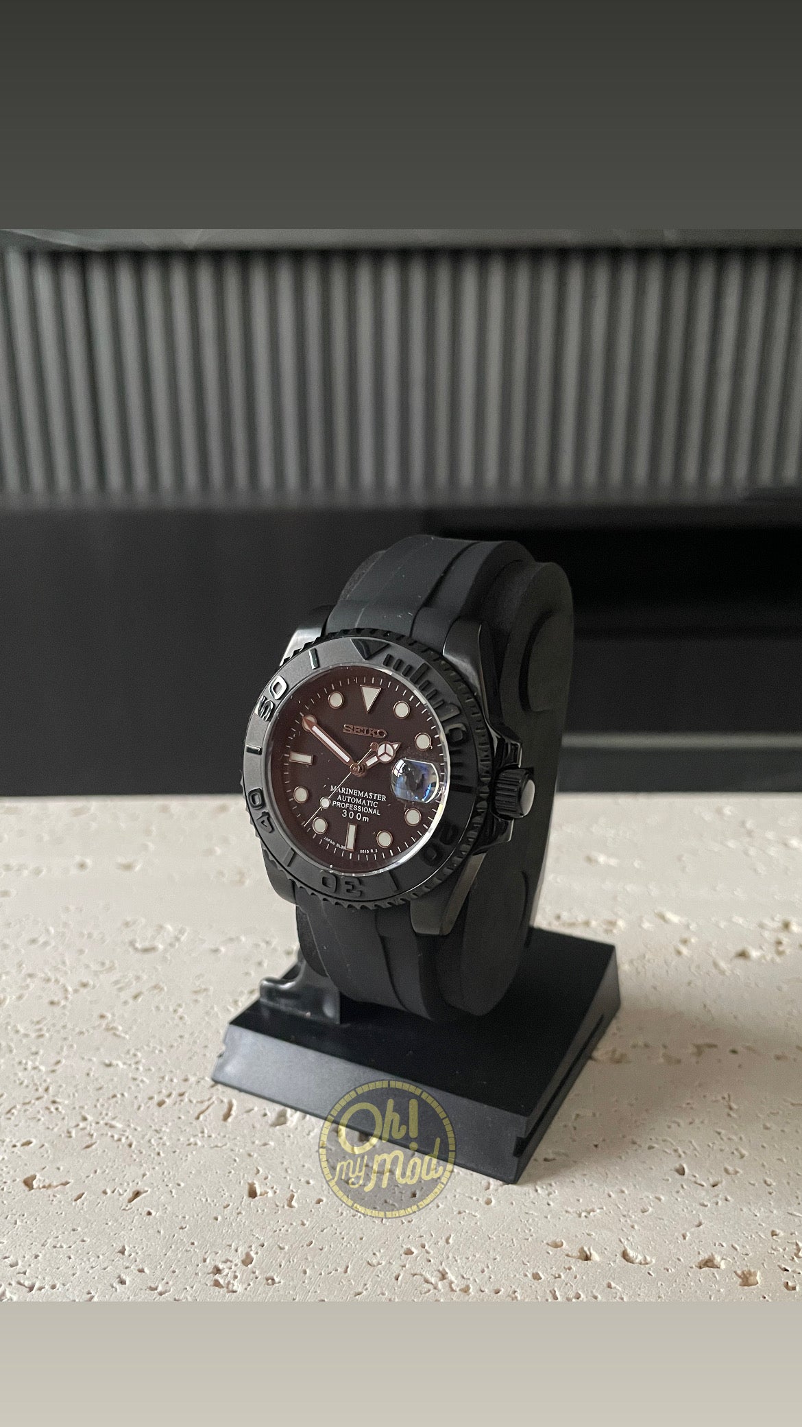 Seiko Mod Submariner “Triple Black”