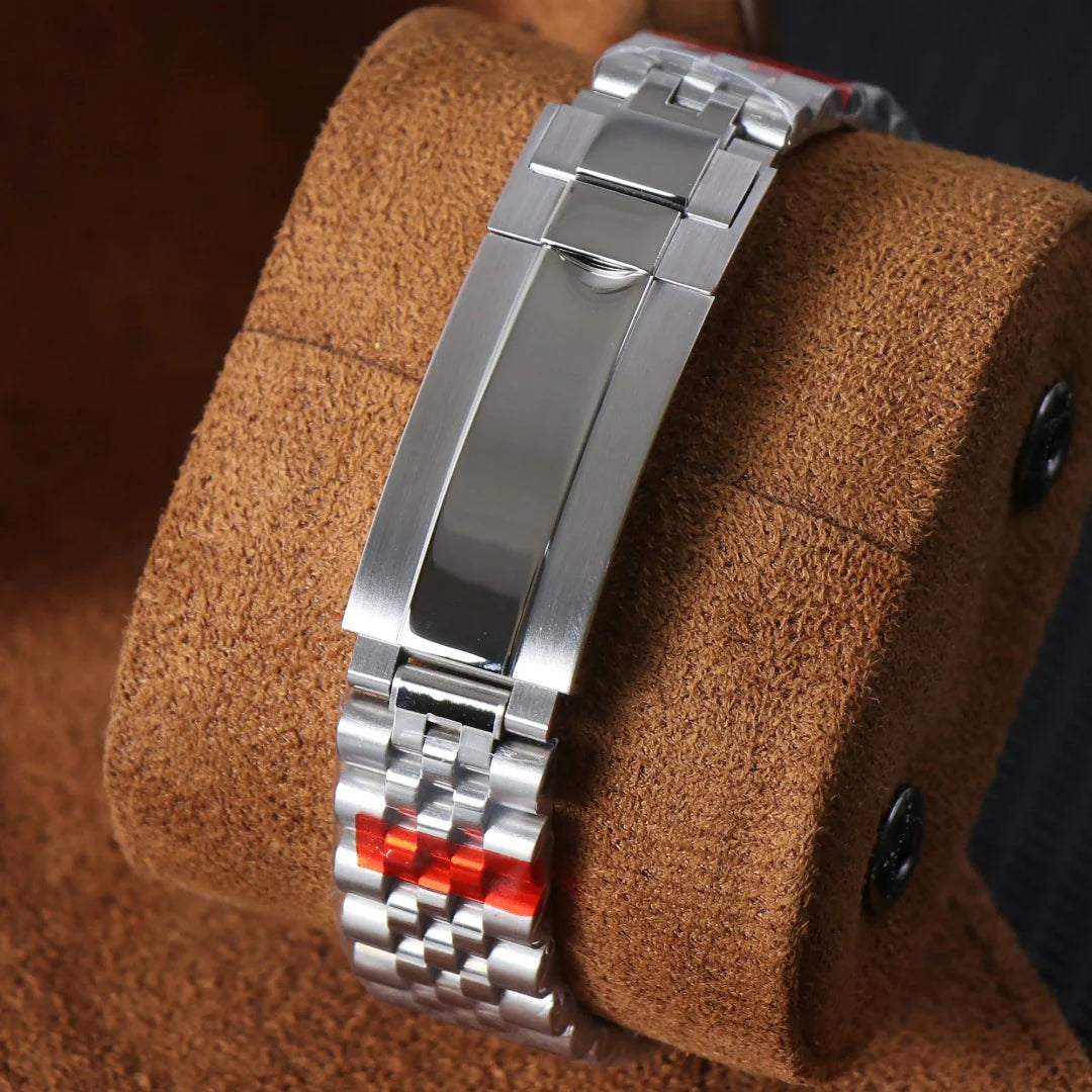 Seikojust Black "¿Who Cares?"