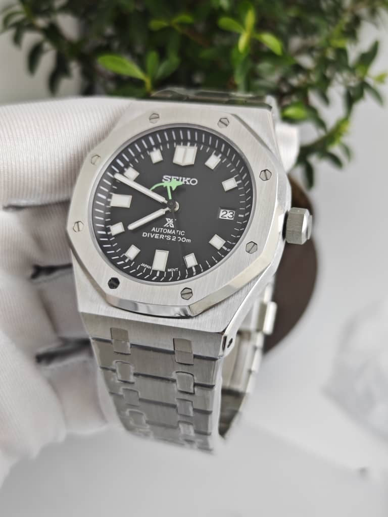 Seiko Mod Royal Oak “Prospex Shark Seconds” (Full Custom Watch)