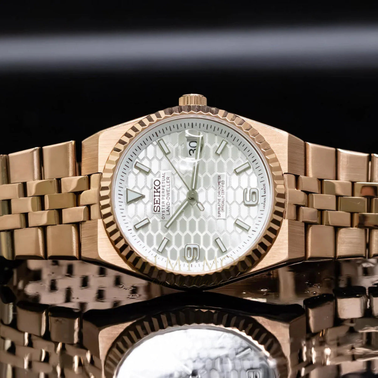 Landteiko | Rose & White