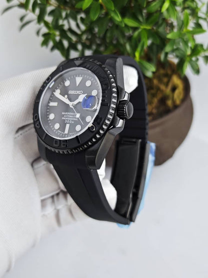 Seiko Mod Submariner „Triple Black“