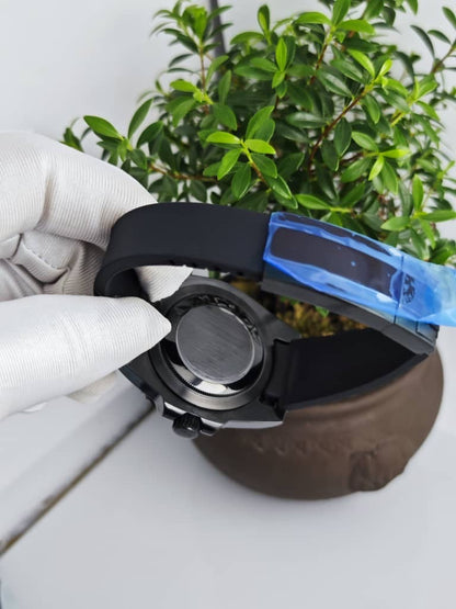 Seiko Mod Submariner „Triple Black“