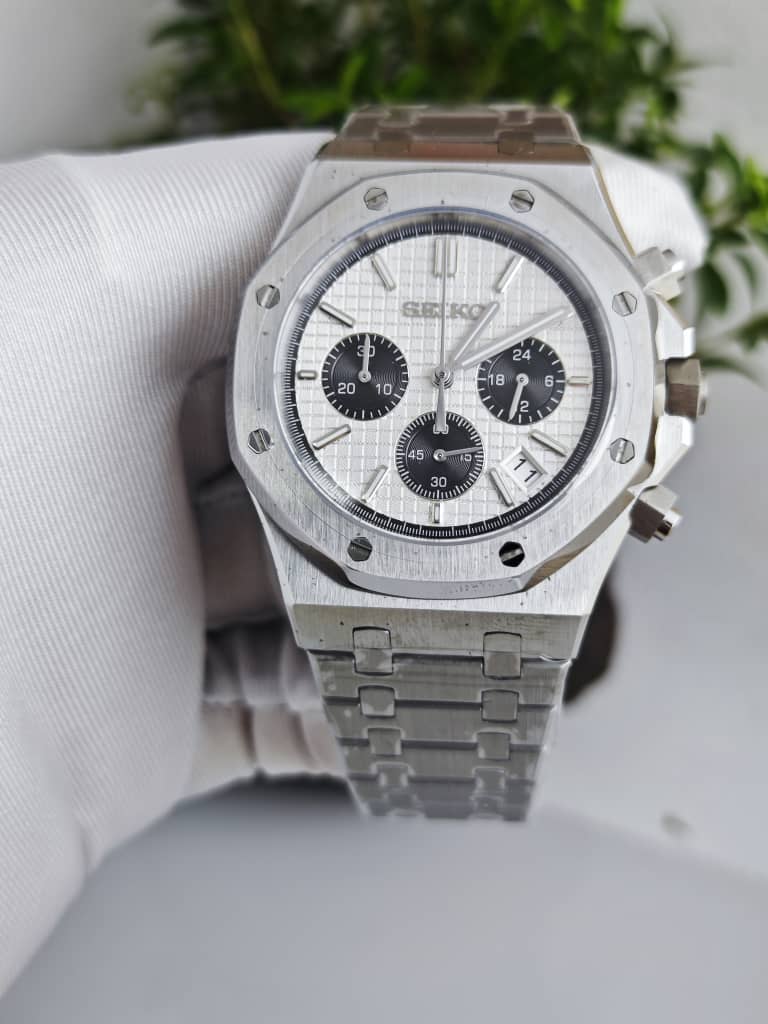 Seiko Mod Royal Oak "Panda Chronograph"