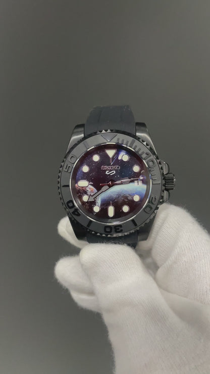 Cosmos "Moon" Limited Edition